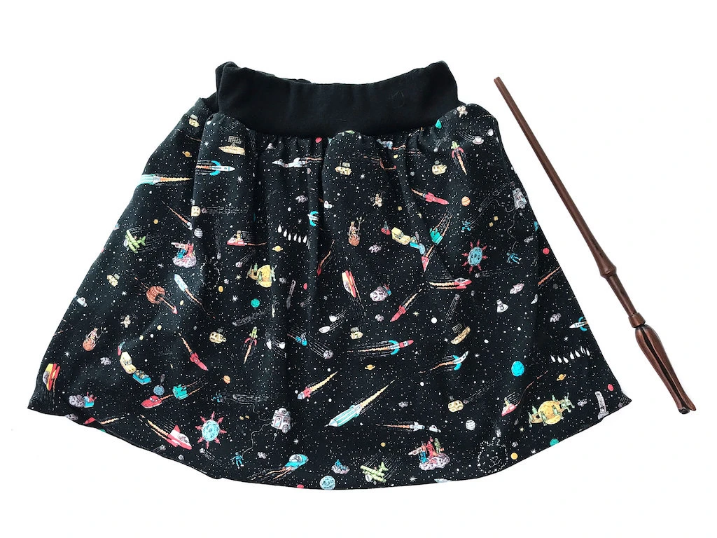 DIY Luna Lovegood skirt from the Harry Potter movies sewn following this tutoria.